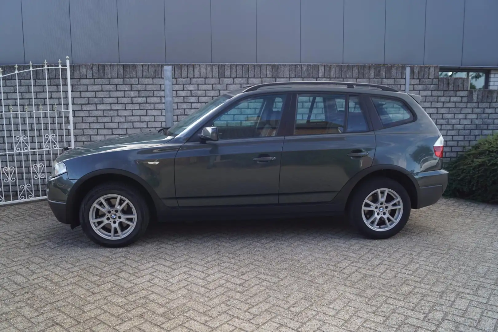 BMW X3 2.0i Executive 4WD Leder Clima Cruise 4x Elektrisc Grün - 2