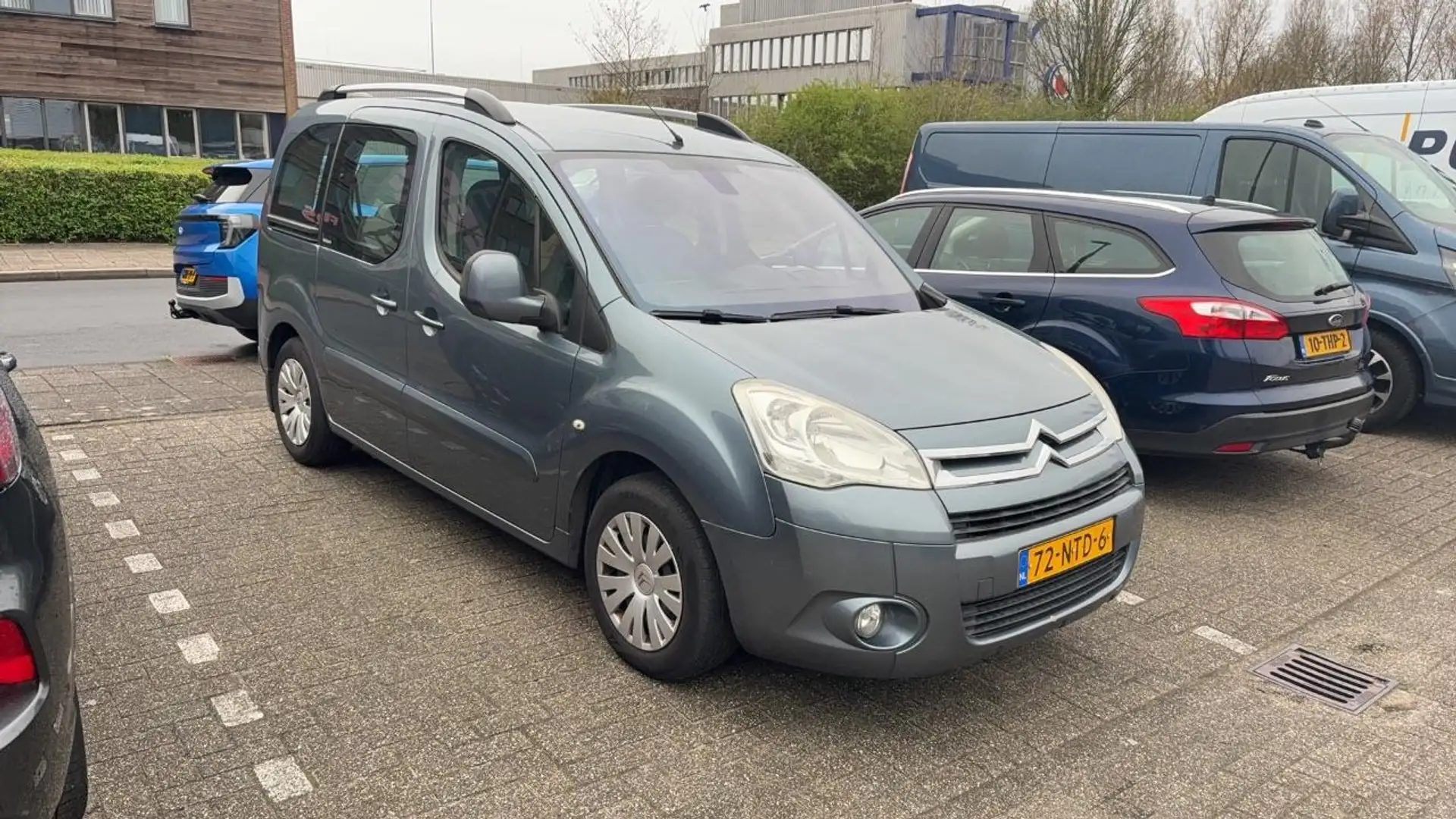 Citroen Berlingo 1.6 VTi 120 Multispace Szürke - 2