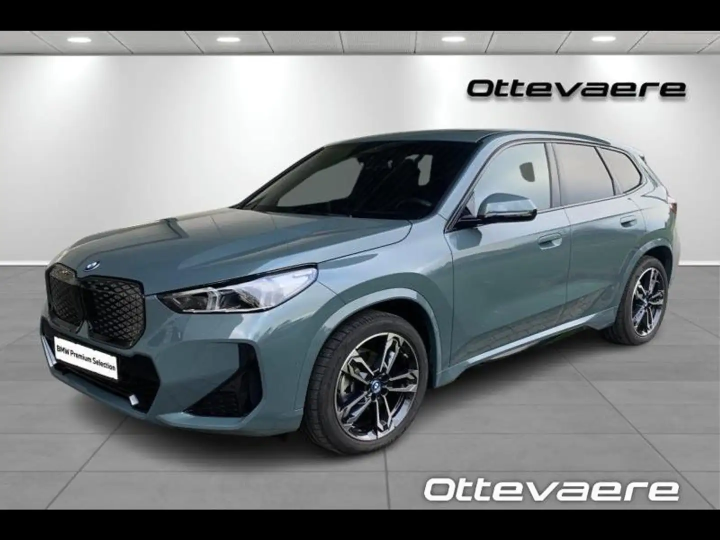 BMW iX1 edrive20 Groen - 1