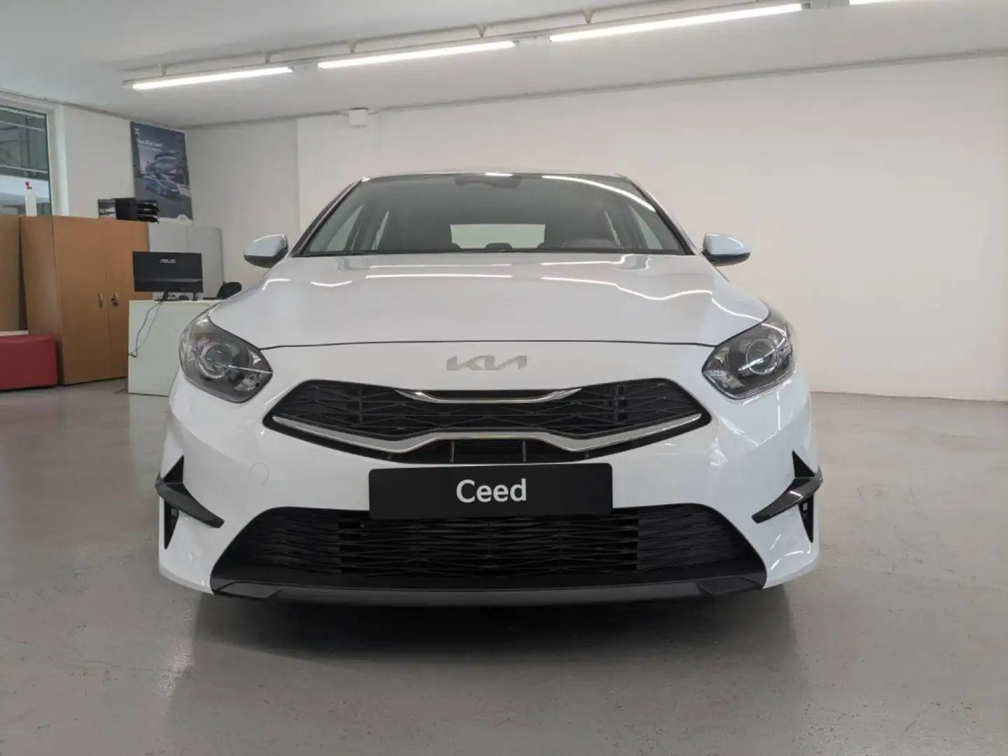 Kia Ceed / cee'd 1.0 T-GDI Concept 100 - 1