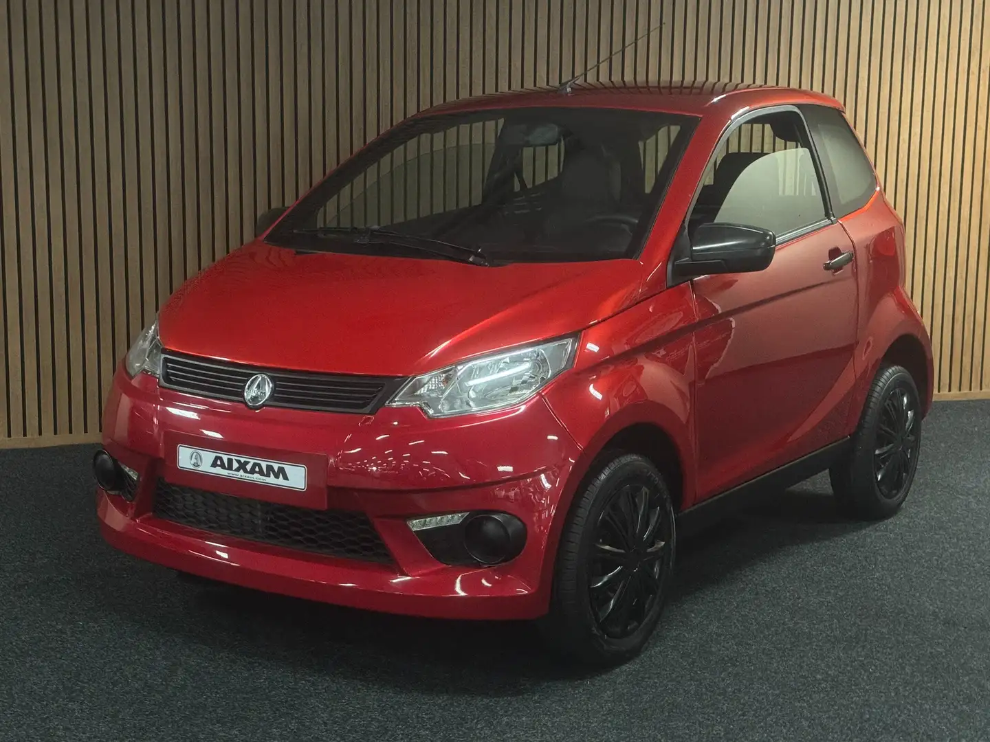 Aixam City Sport | 8 PS Kubota Motor | 45 km/h Rouge - 2