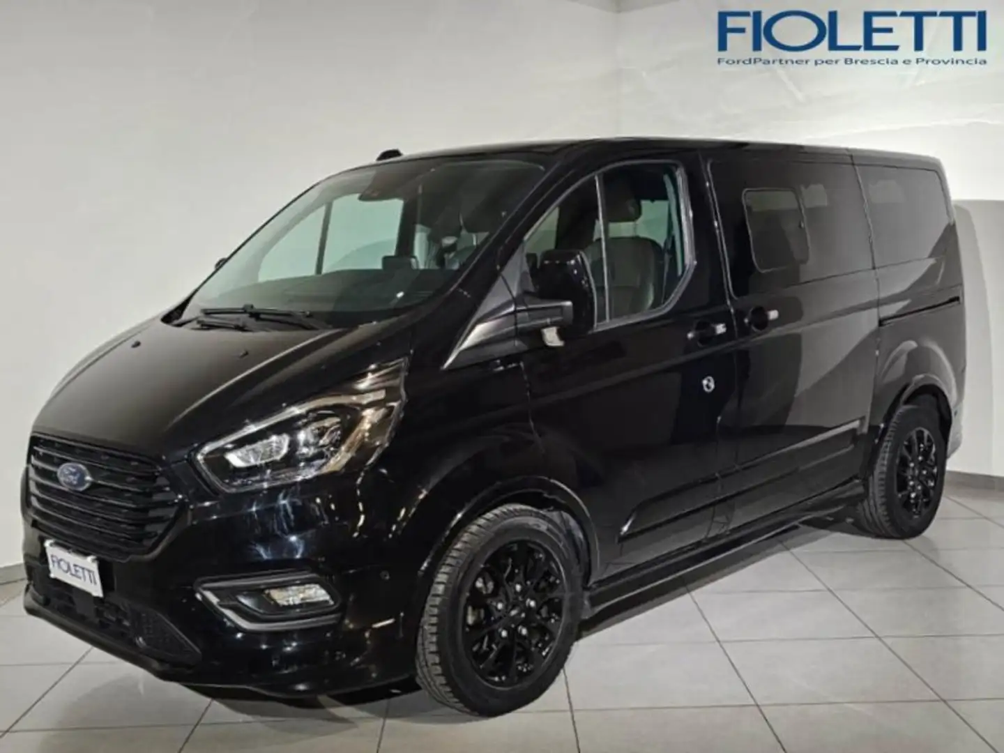 Ford Tourneo Custom 320 2.0 TDCI 185CV AUT. PC SPORT Nero - 1