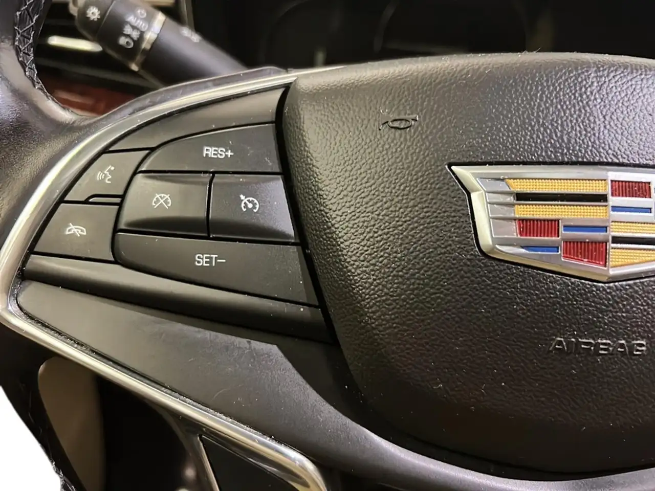 Cadillac XT5 снимка Cadillac XT5