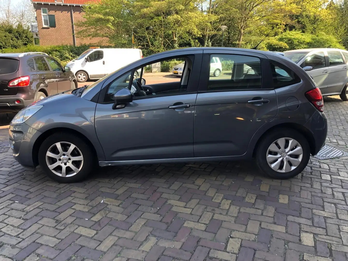 Citroen C3 1.4 VTi Dynamique Grijs - 2