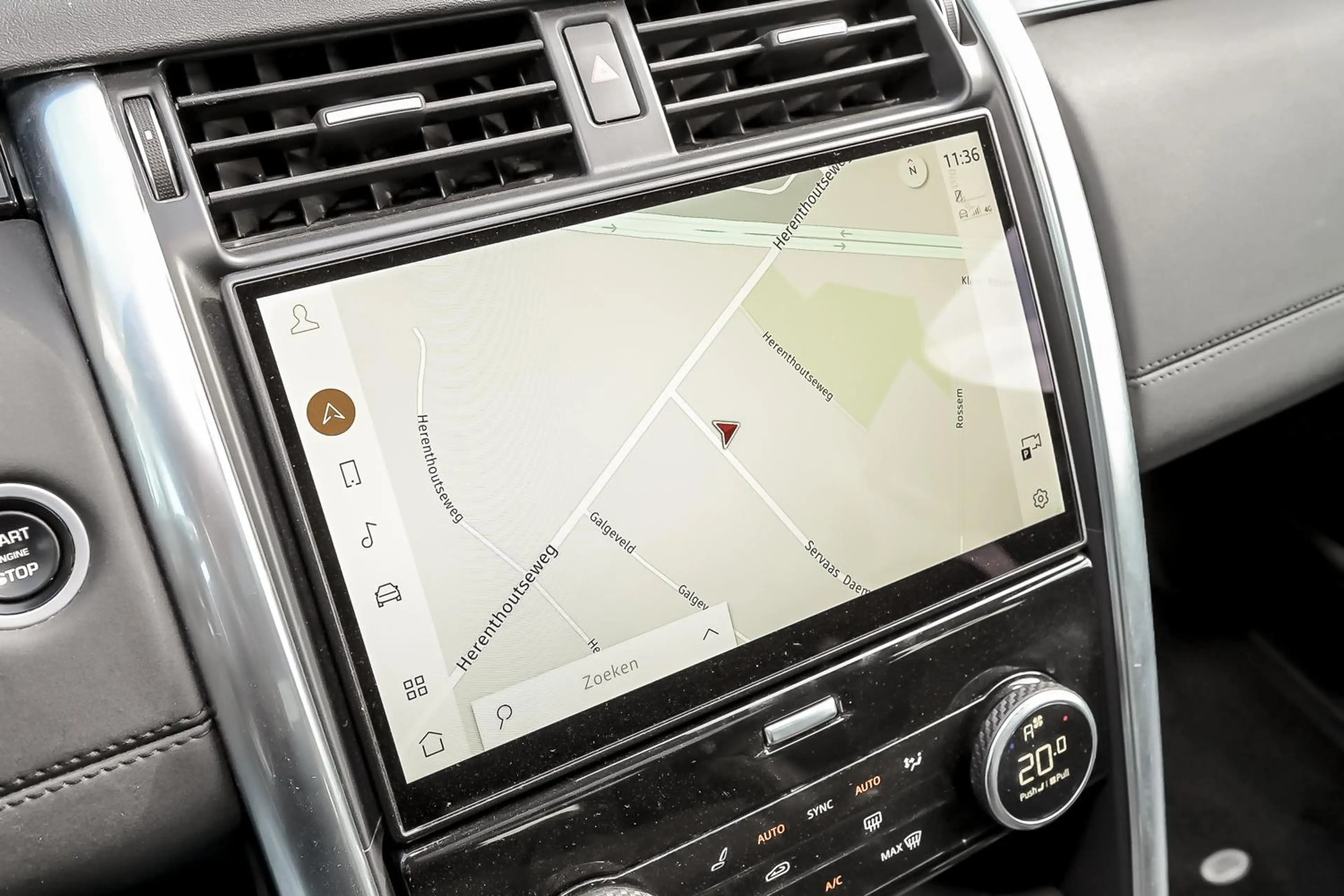Land Rover Discovery S 250 — photo 12