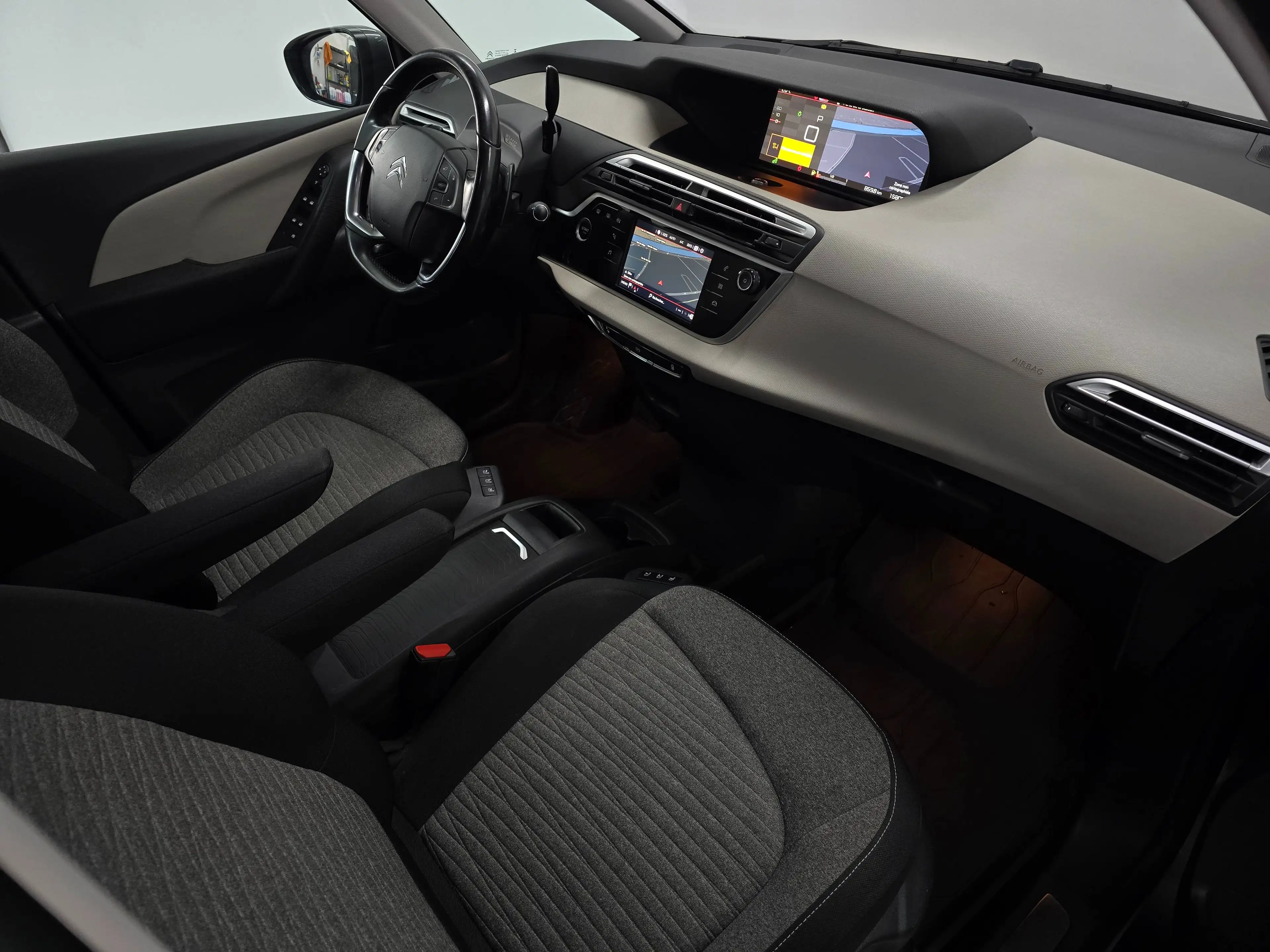 Citroen Grand C4 SpaceTourer 7 places | Keyless | Bi Xénon | Caméra | TRÈS PROPRE | GARANTIE 12M — photo 14