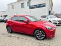 Mazda 2 SKYACTIV-G 90 Exclusive-Line ** 1 JAAR GARANTIE ** Rood - thumbnail 1