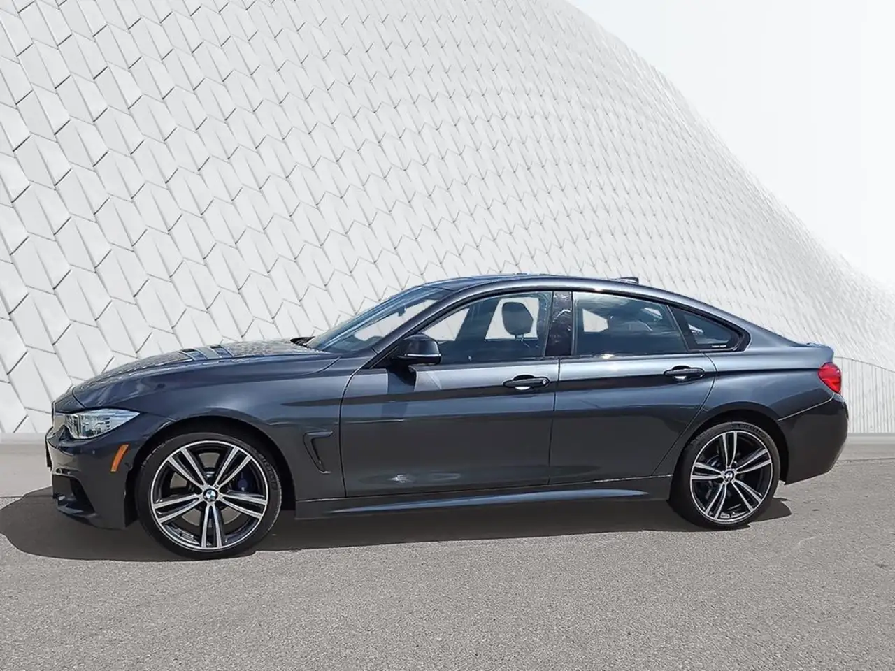BMW 4 Series снимка BMW 4 Series
