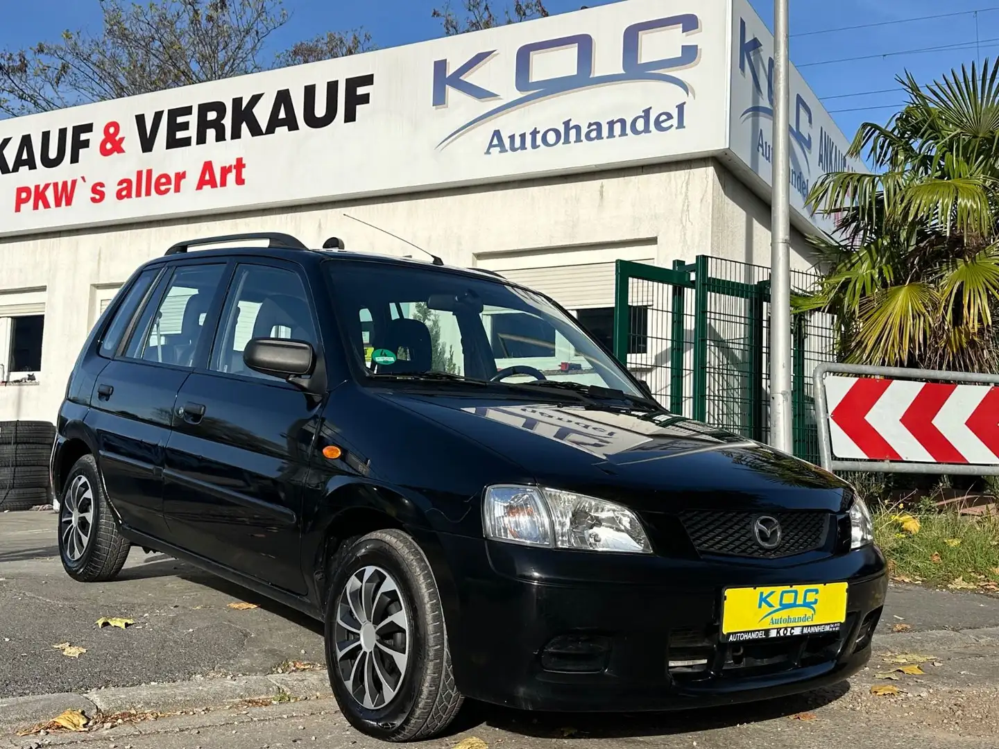 Mazda Demio 1.5 Exclusive Automatic-55.000 km Schwarz - 1