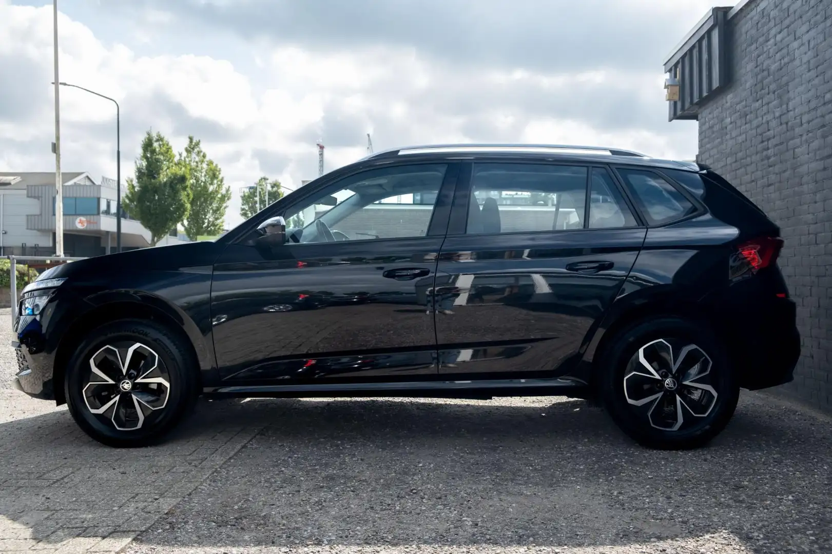 Skoda Kamiq 1.0 TSI Ambition | Carplay | Camera | Automaat Negro - 2