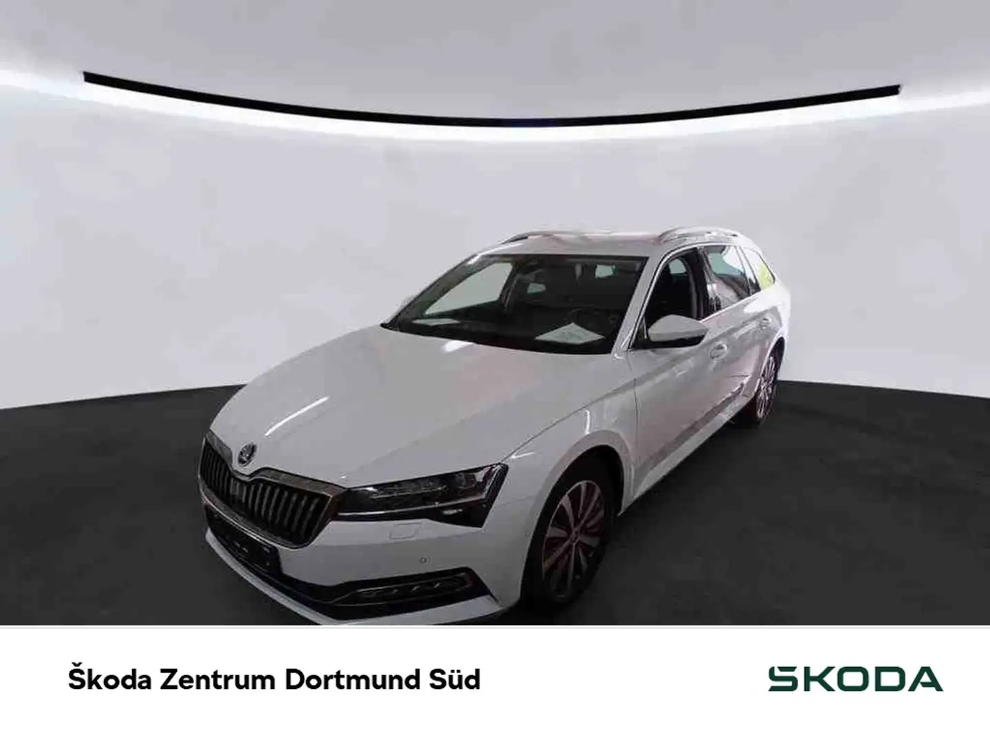 Skoda Superb Combi 2.0 STYLE AHK CAM ACC E-KLAPPE NAVI White - 1