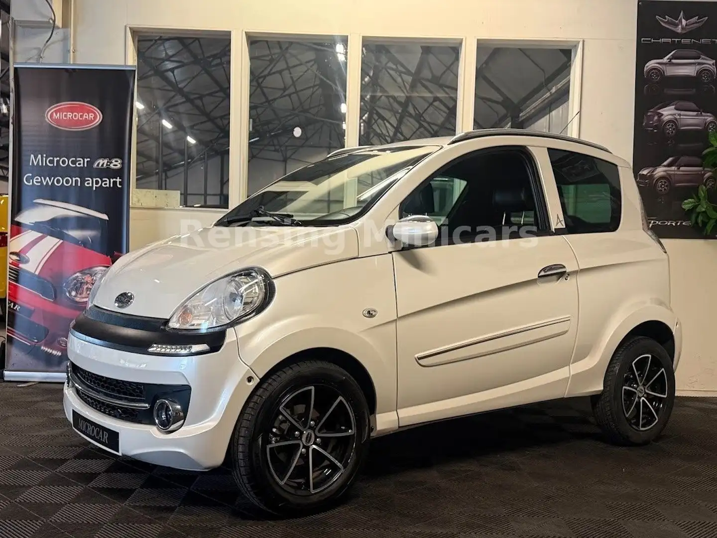 Microcar M.Go Paris Ruckfahrkamera Mopedauto 45KM Minicar Weiß - 1