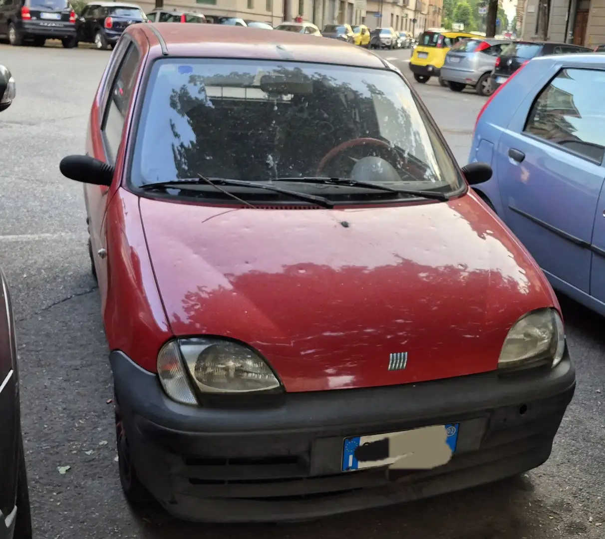 Fiat 600 Van Rosso - 2