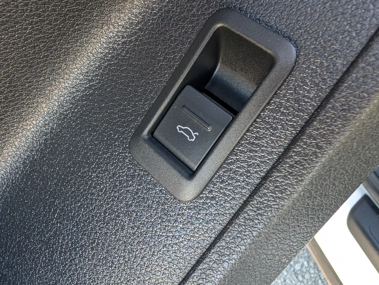 Audi Q3 снимка Audi Q3
