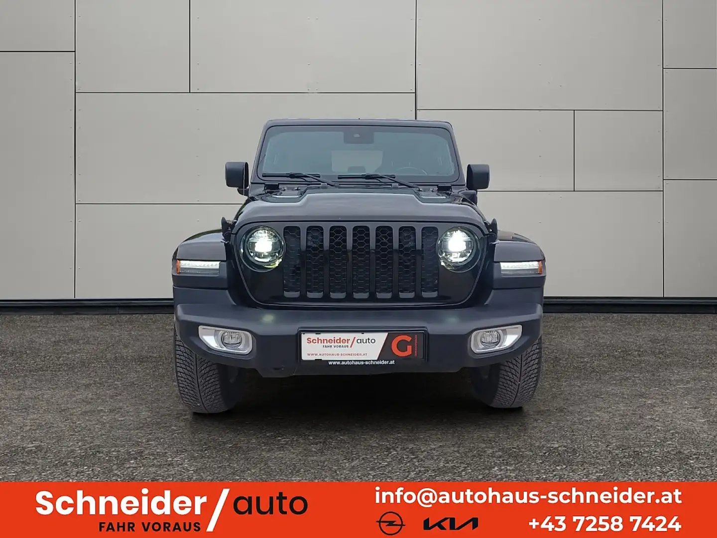 Jeep Wrangler Sahara 2.0 PHEV 380 PS AT 4xe Schwarz - 2