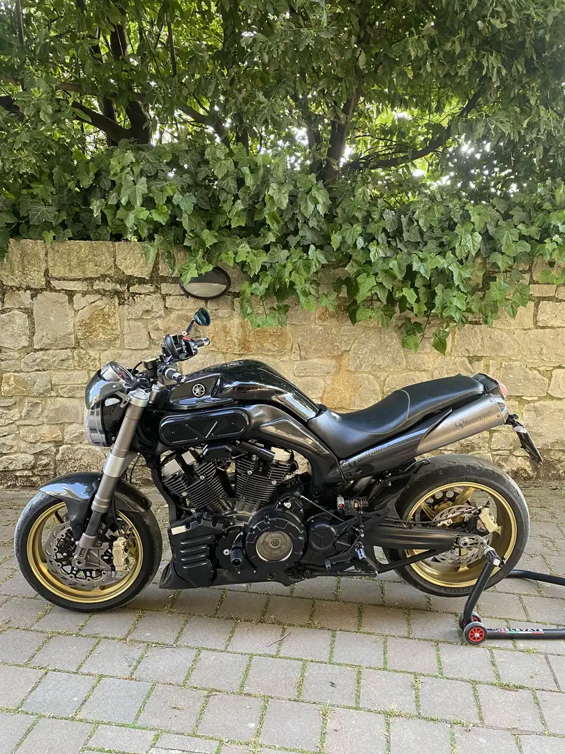 Yamaha MT-01 Carbon special - Agras - Akrapovic - Discacciati Brun - 1