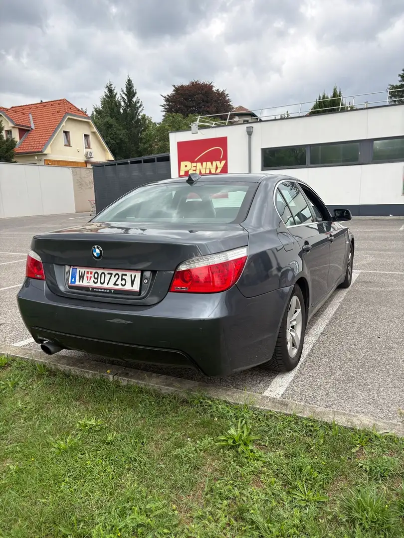 BMW 520 520i - 2