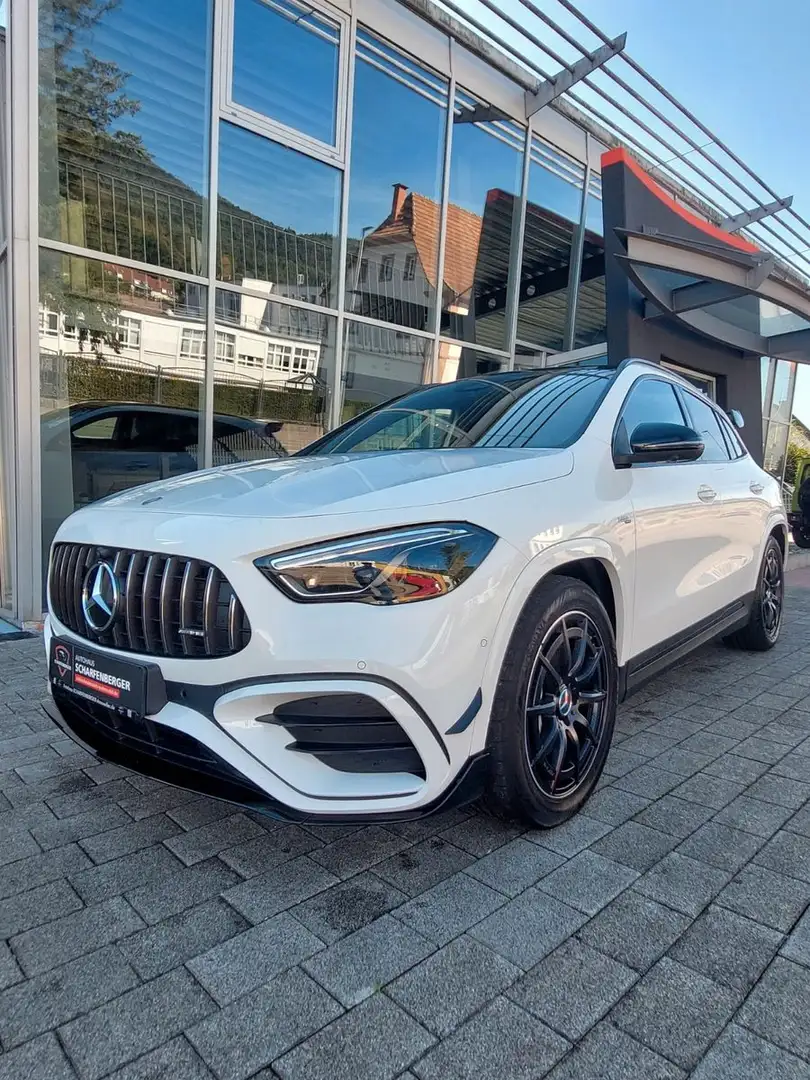 Mercedes-Benz GLA 35 AMG 4Matic+Aero+BUR+Head+StandH+Voll Weiß - 1