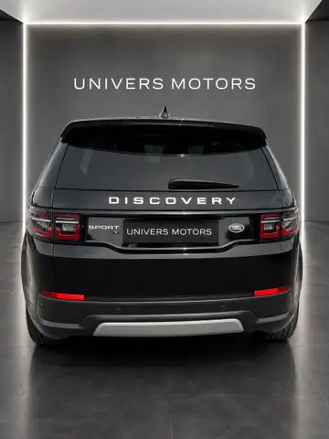 Land Rover Discovery Sport view 6