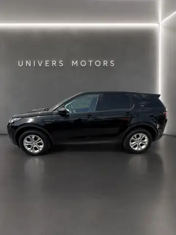 Land Rover Discovery Sport view 8