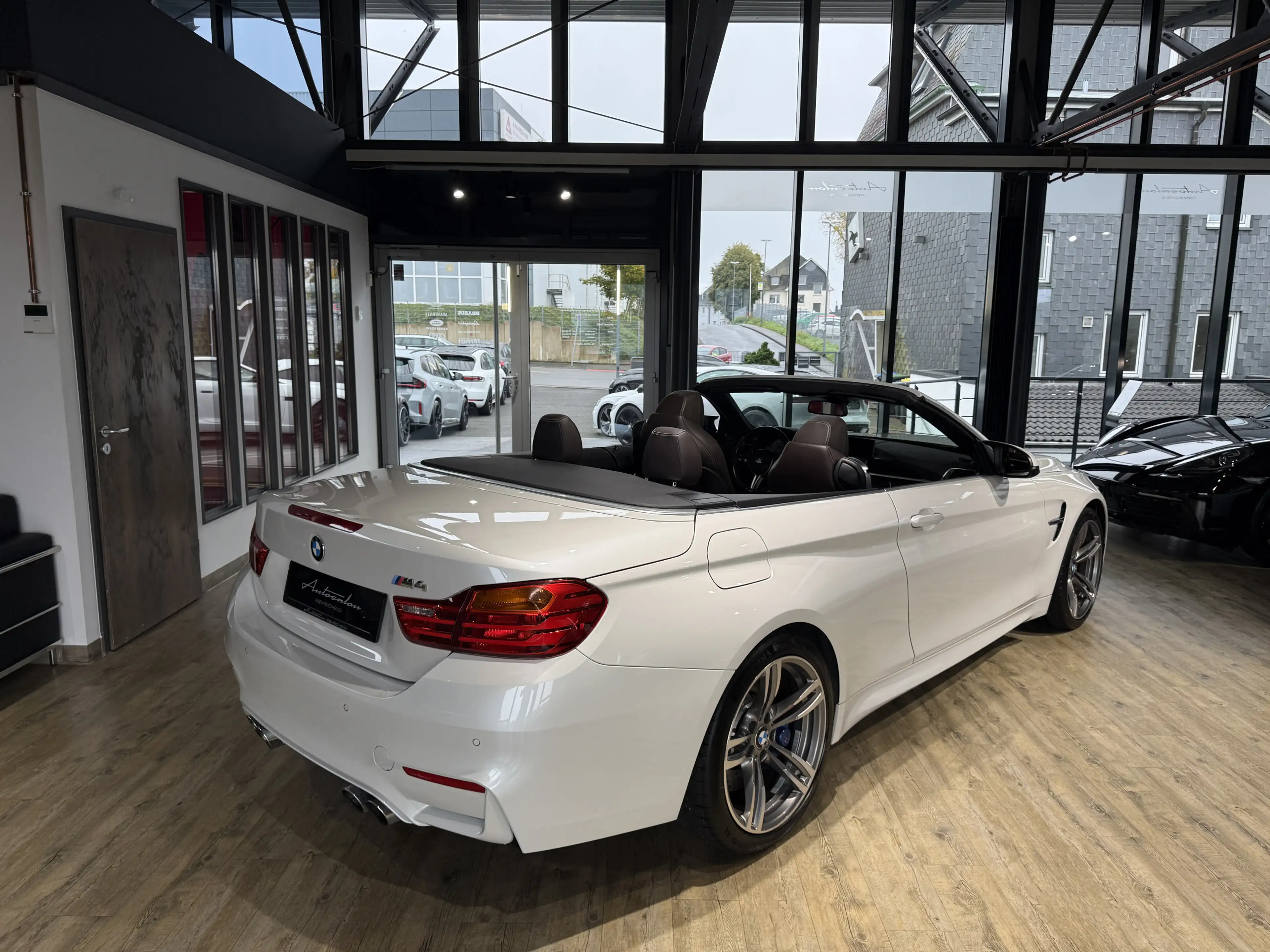 BMW M4 DKG Cabrio*DEUTSCH*H&K*KAMERA*HUD*MEMORY*LED — photo 11
