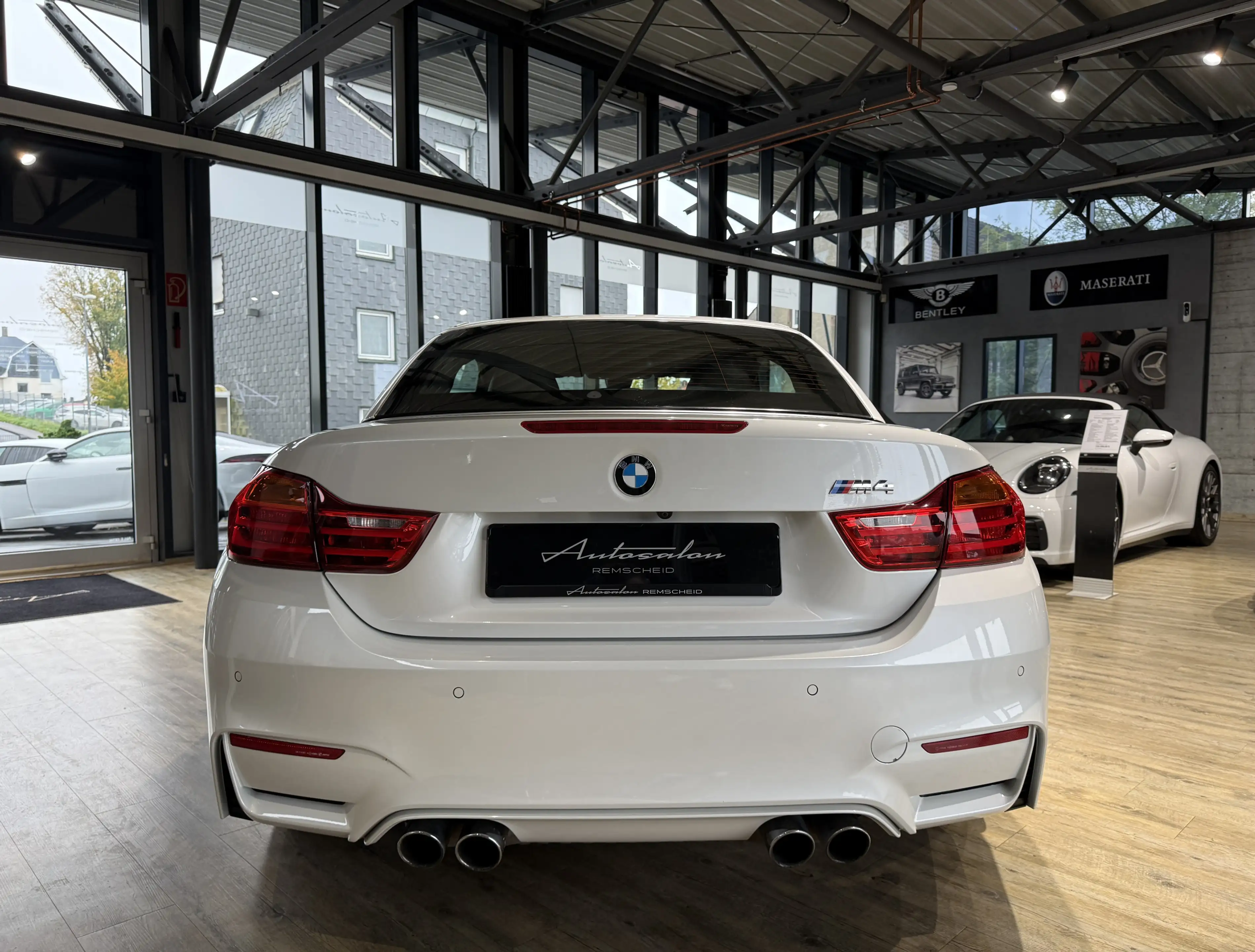 BMW M4 DKG Cabrio*DEUTSCH*H&K*KAMERA*HUD*MEMORY*LED — photo 10