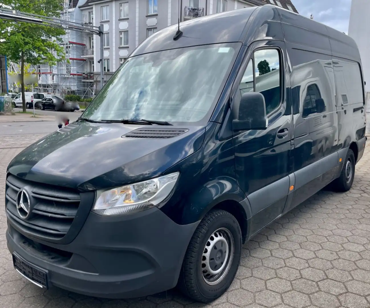 Mercedes-Benz Sprinter 314 mit Unterflur-Generator 20KW Schwarz - 1