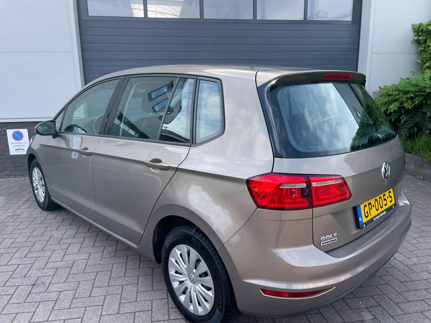 Volkswagen Golf Sportsvan 1.2 TSI Easyline/Airco/Cruise-c/AUX/Dealer-onderho Beige - 2