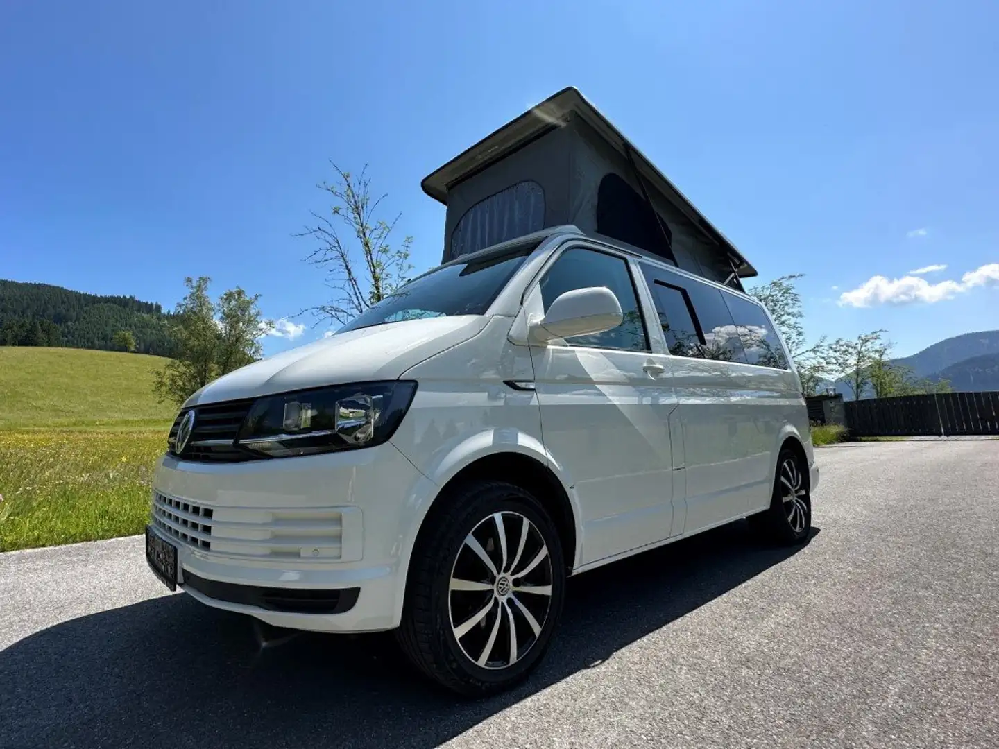 Volkswagen T6 California Camper - Schlafdach - Whiteline -Solar -Stdhzg TOP Weiß - 1