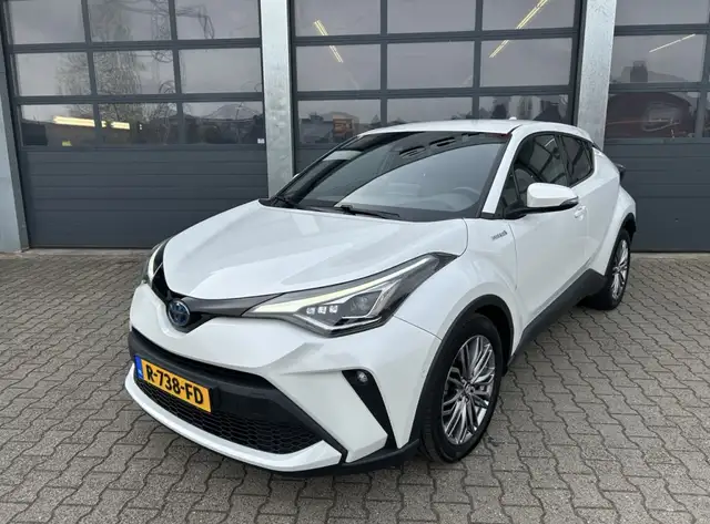 Toyota C-HR 2.0 Hybrid 184pk CVT Executive