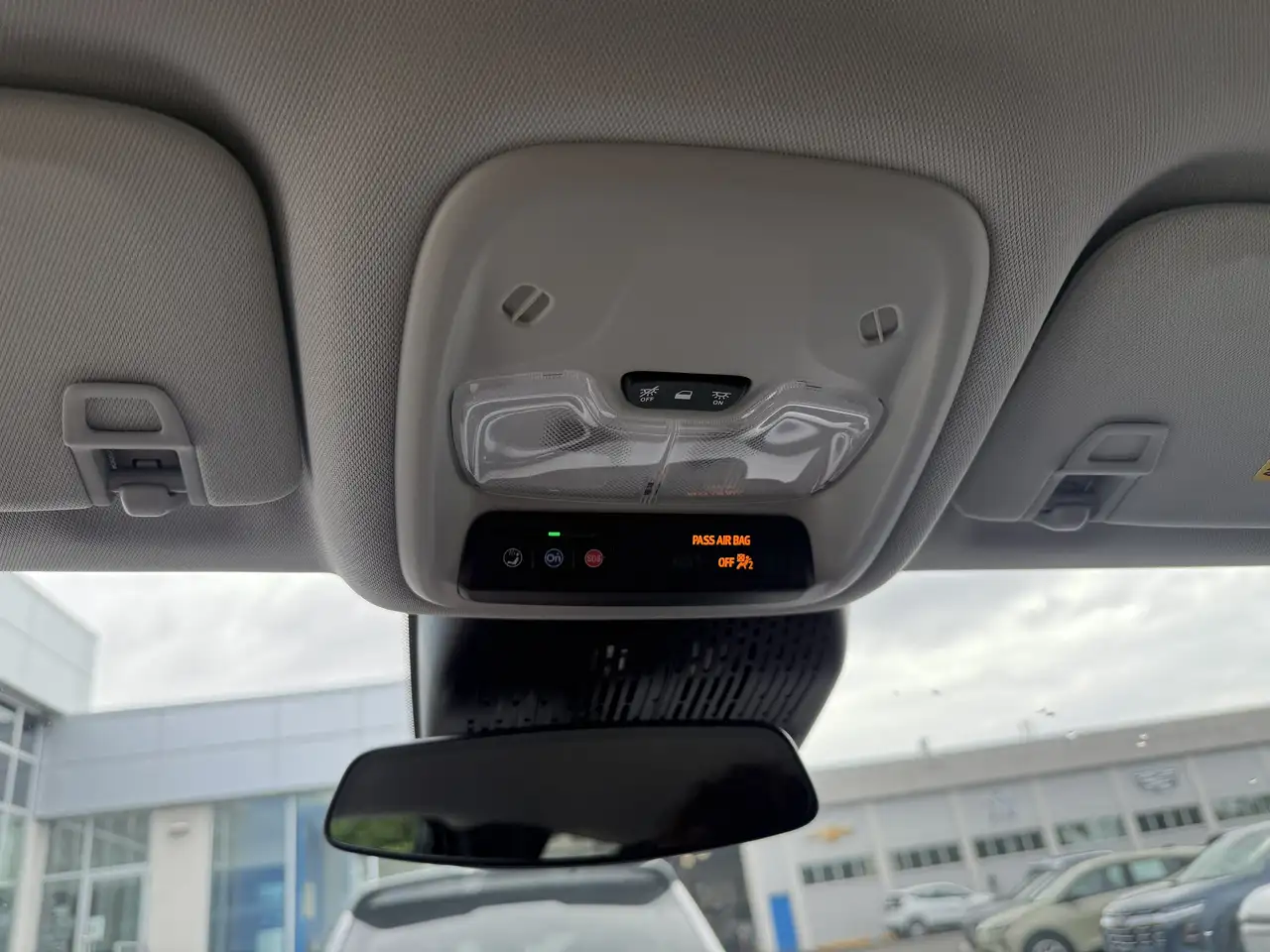 Chevrolet Bolt снимка Chevrolet Bolt