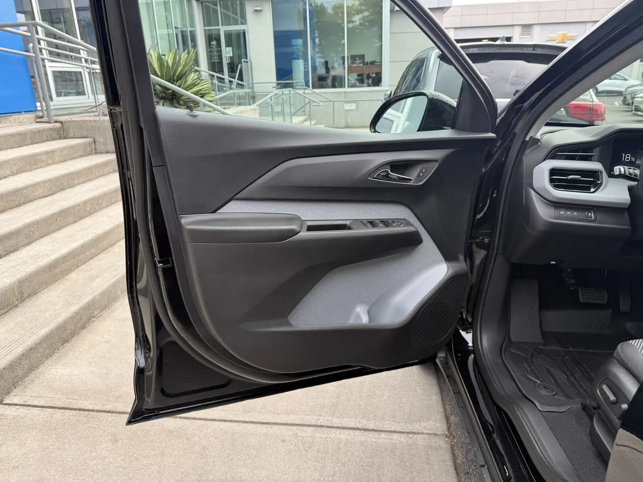 Chevrolet Bolt снимка Chevrolet Bolt
