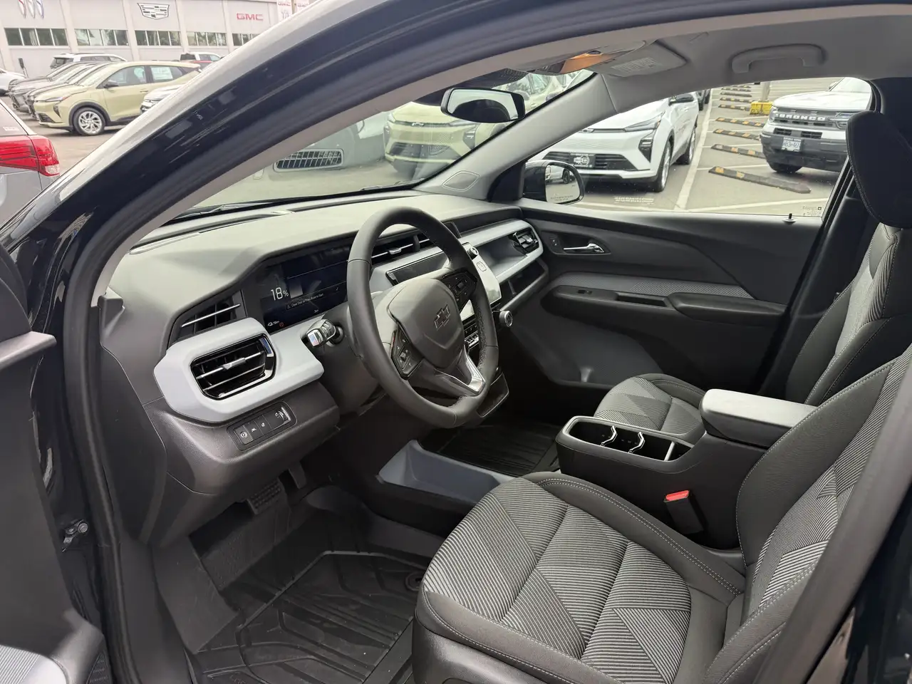 Chevrolet Bolt снимка Chevrolet Bolt