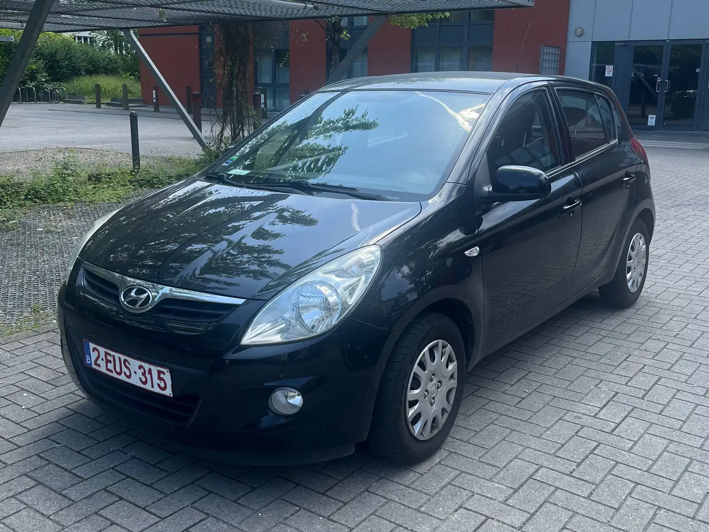 Hyundai i20 i20 1.2i Comfort Negro - 2