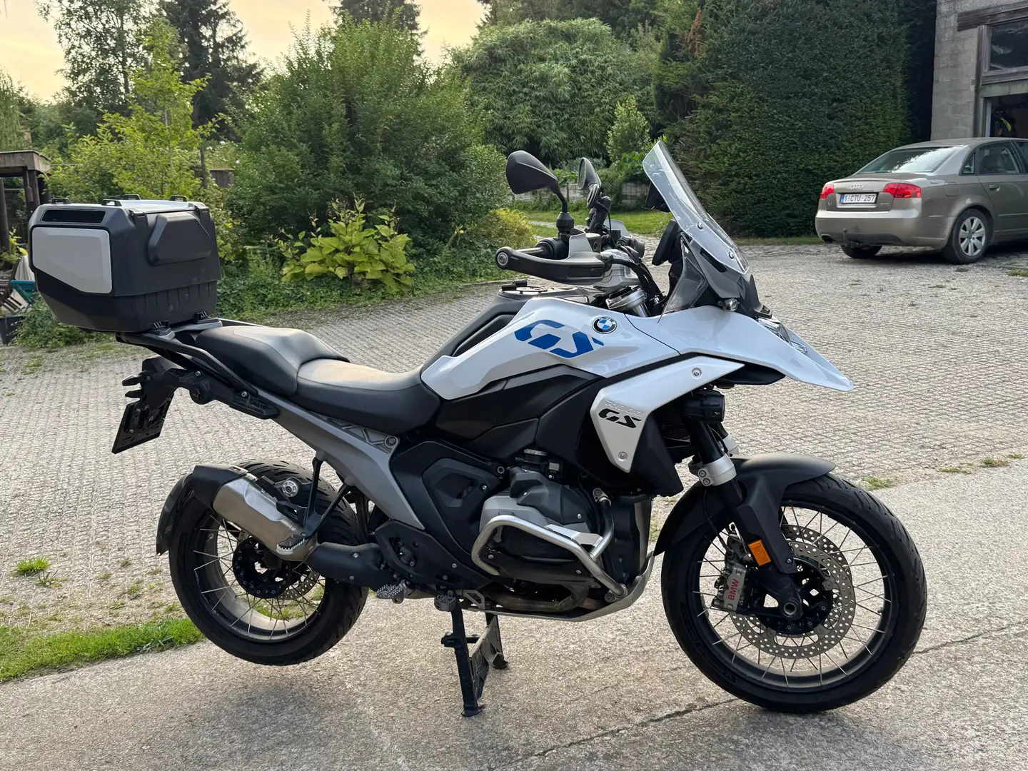 BMW R 1300 GS GarantieBMW tot 2029, nieuwe koffers BTW-motor Weiß - 2