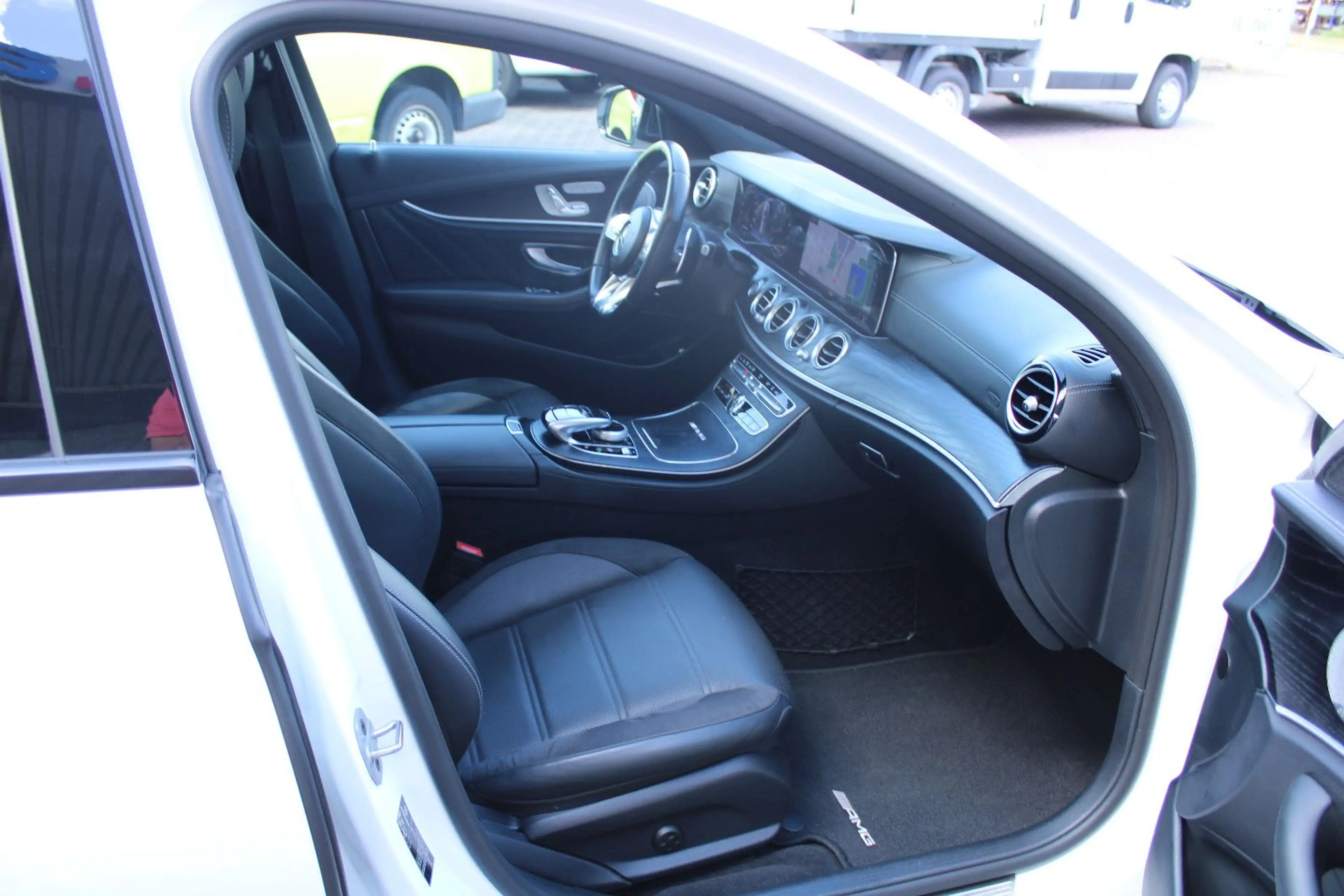 Mercedes-Benz E 63 AMG T 4Matic,Multibeam,STHZG.,Panor.,V-MAX — photo 20