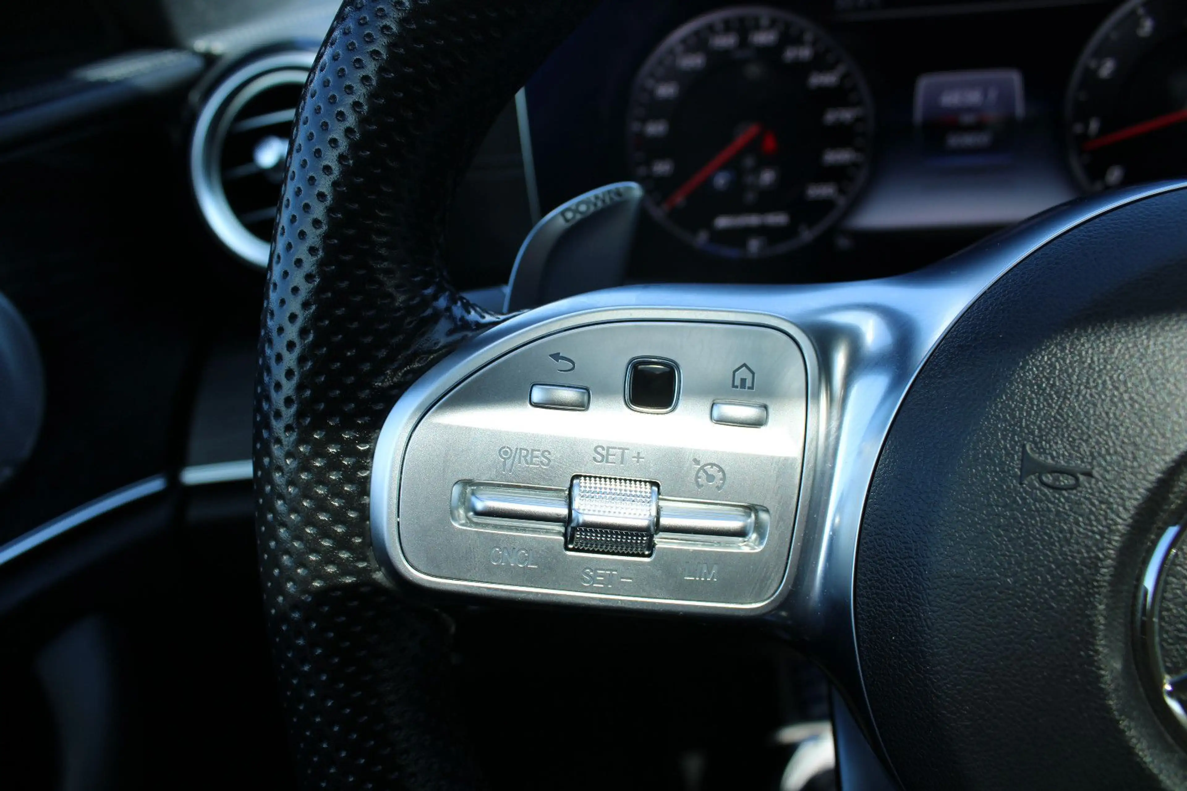 Mercedes-Benz E 63 AMG T 4Matic,Multibeam,STHZG.,Panor.,V-MAX — photo 14