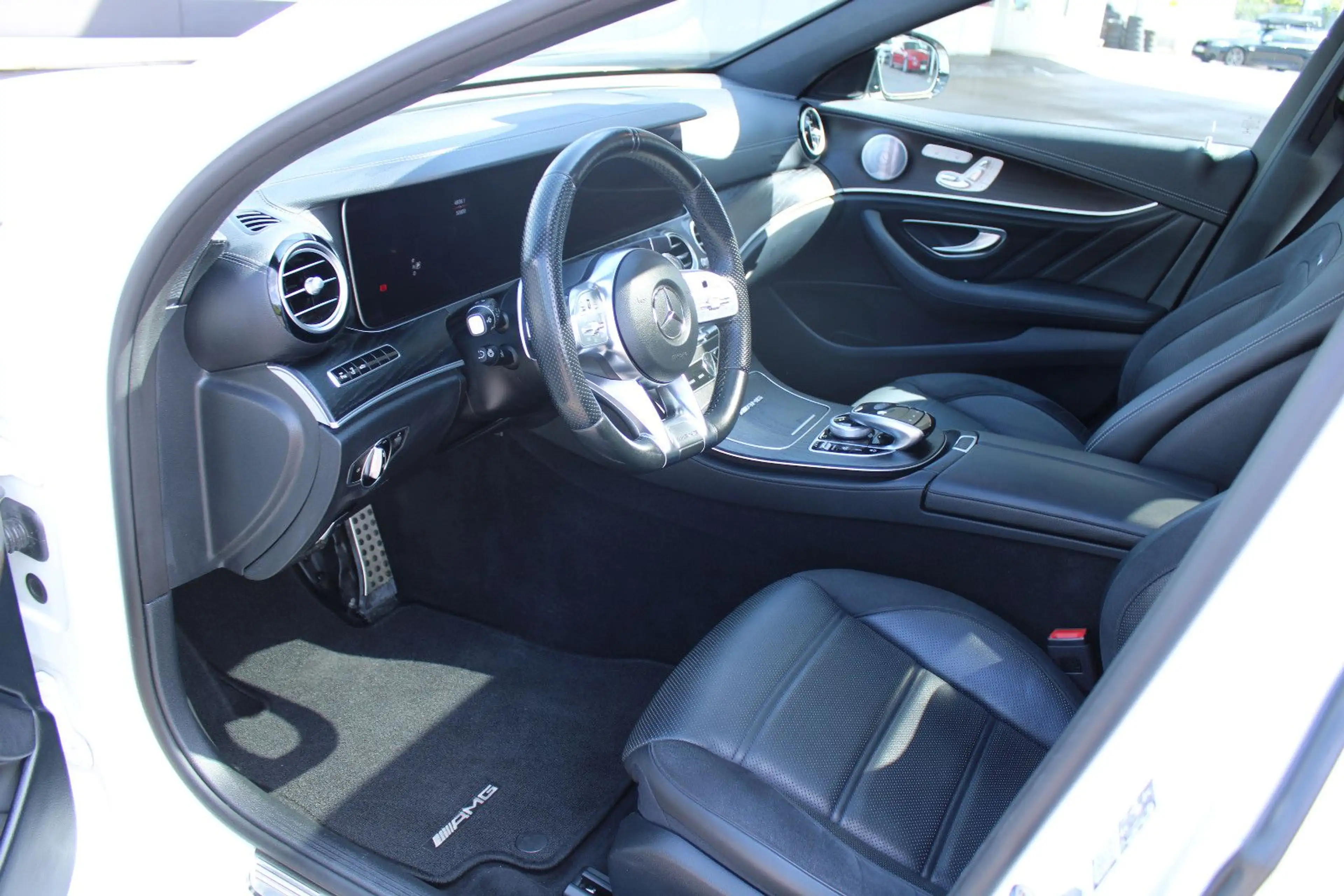 Mercedes-Benz E 63 AMG T 4Matic,Multibeam,STHZG.,Panor.,V-MAX — photo 18