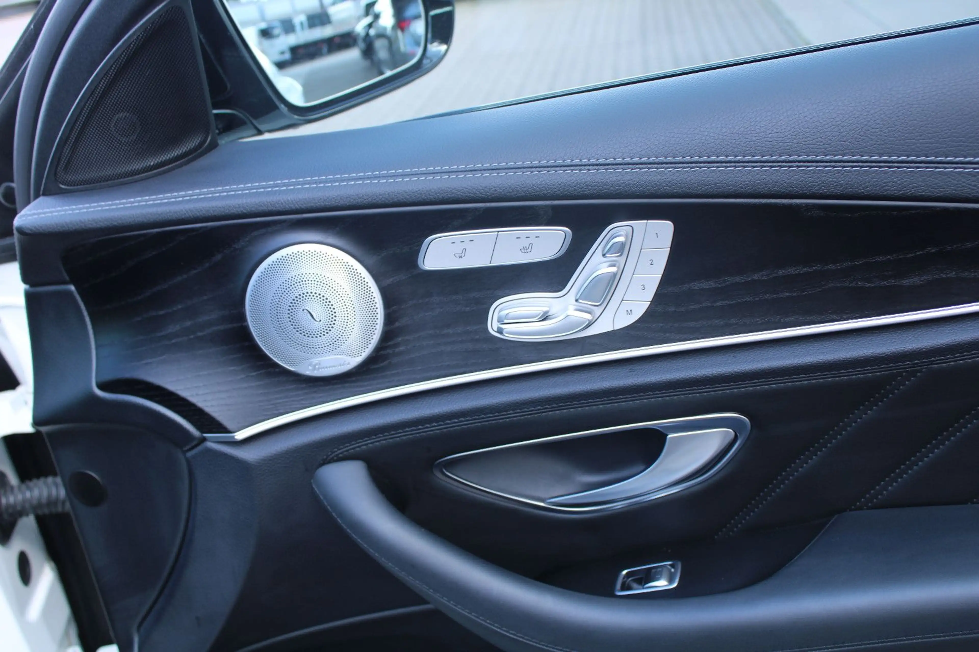 Mercedes-Benz E 63 AMG T 4Matic,Multibeam,STHZG.,Panor.,V-MAX — photo 21