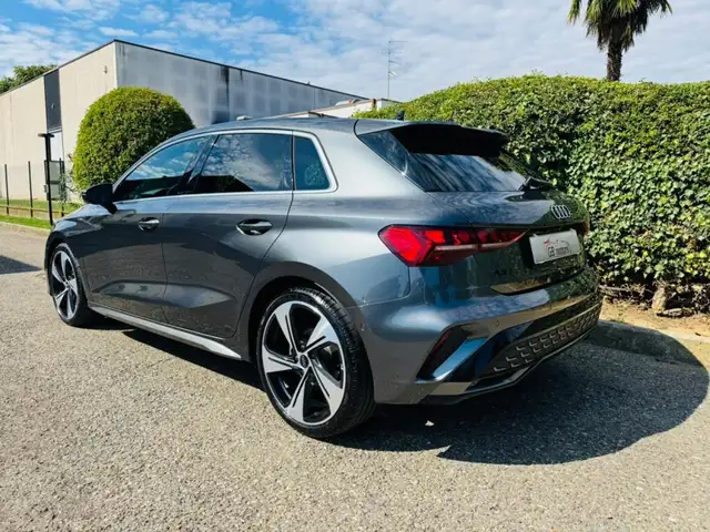 Audi A3 view 6