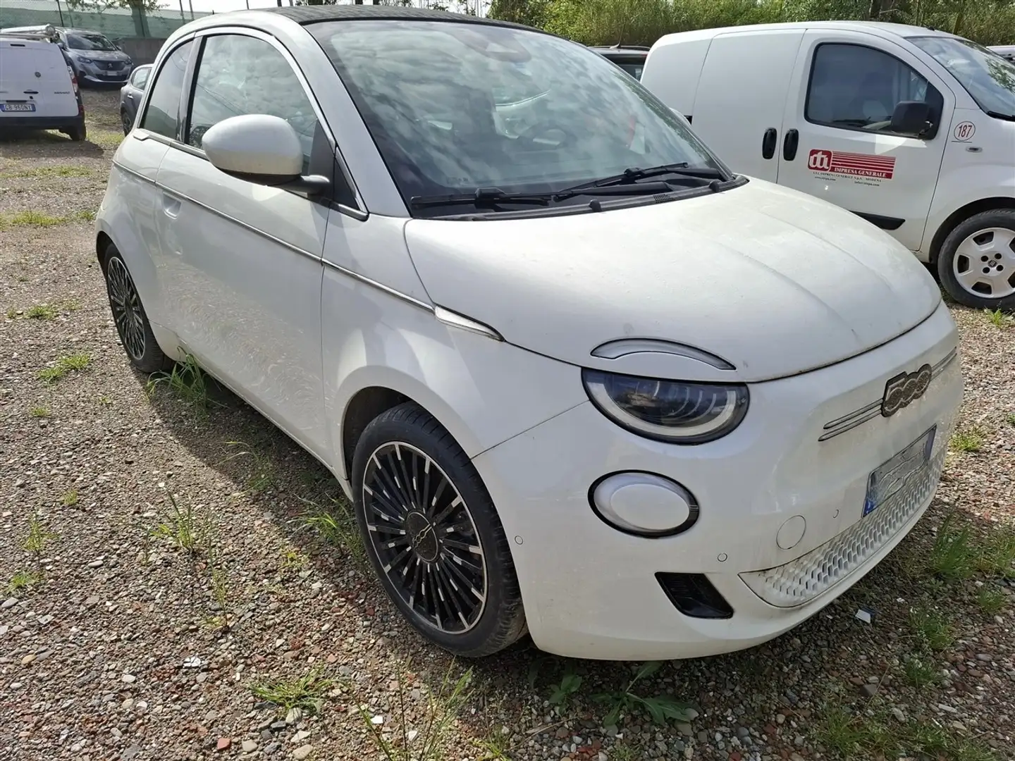 Fiat 500e 500e Cabrio 42 kWh La Prima Bianco - 2