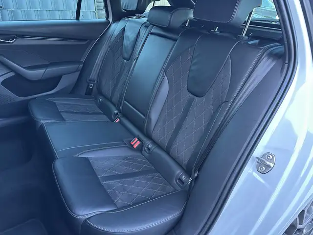 Skoda Octavia view 10