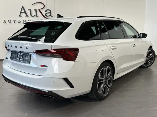 Skoda Octavia view 4
