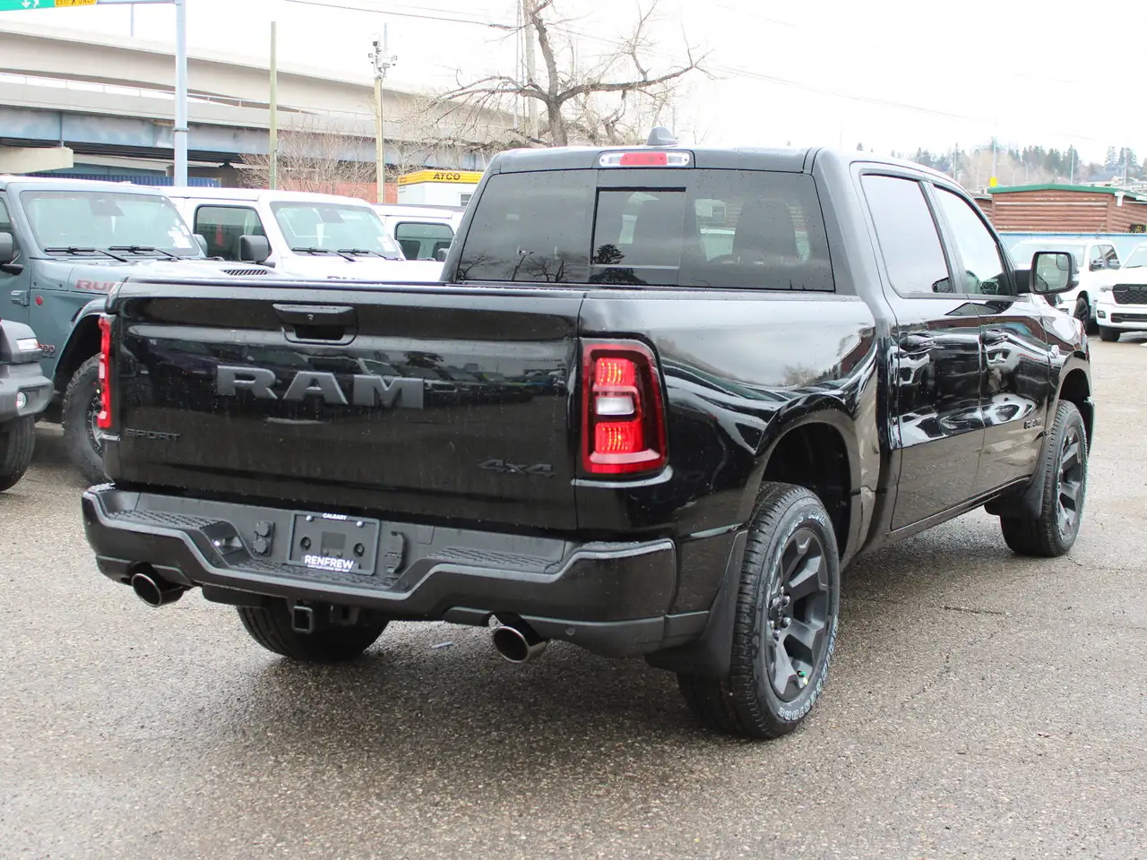 RAM 1500 снимка RAM 1500