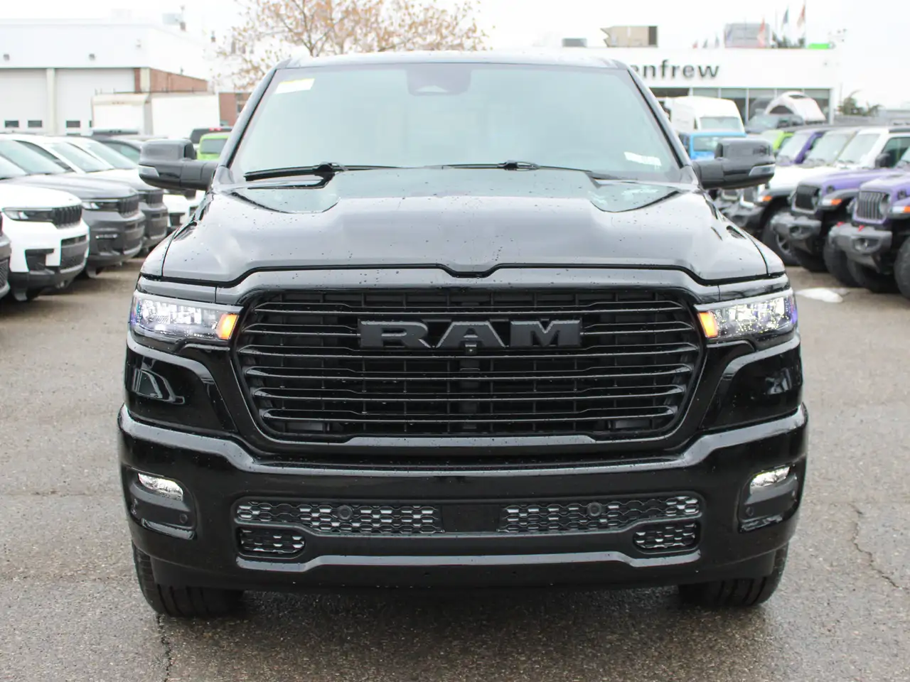 RAM 1500 снимка RAM 1500