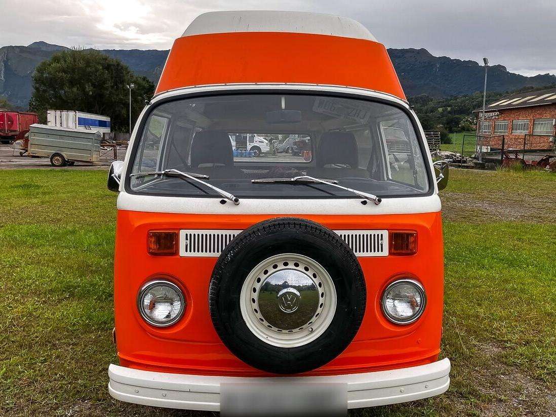Volkswagen T2 Combi - foto 1