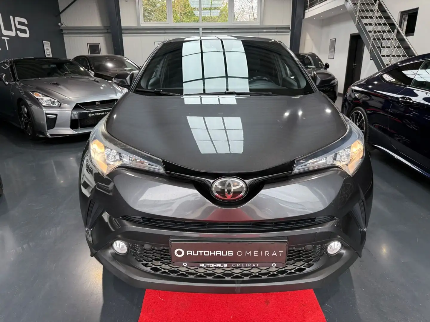 Toyota C-HR Basis 1-Hand/R-Kamera/ACC/Navi/SHZ/ Grau - 2