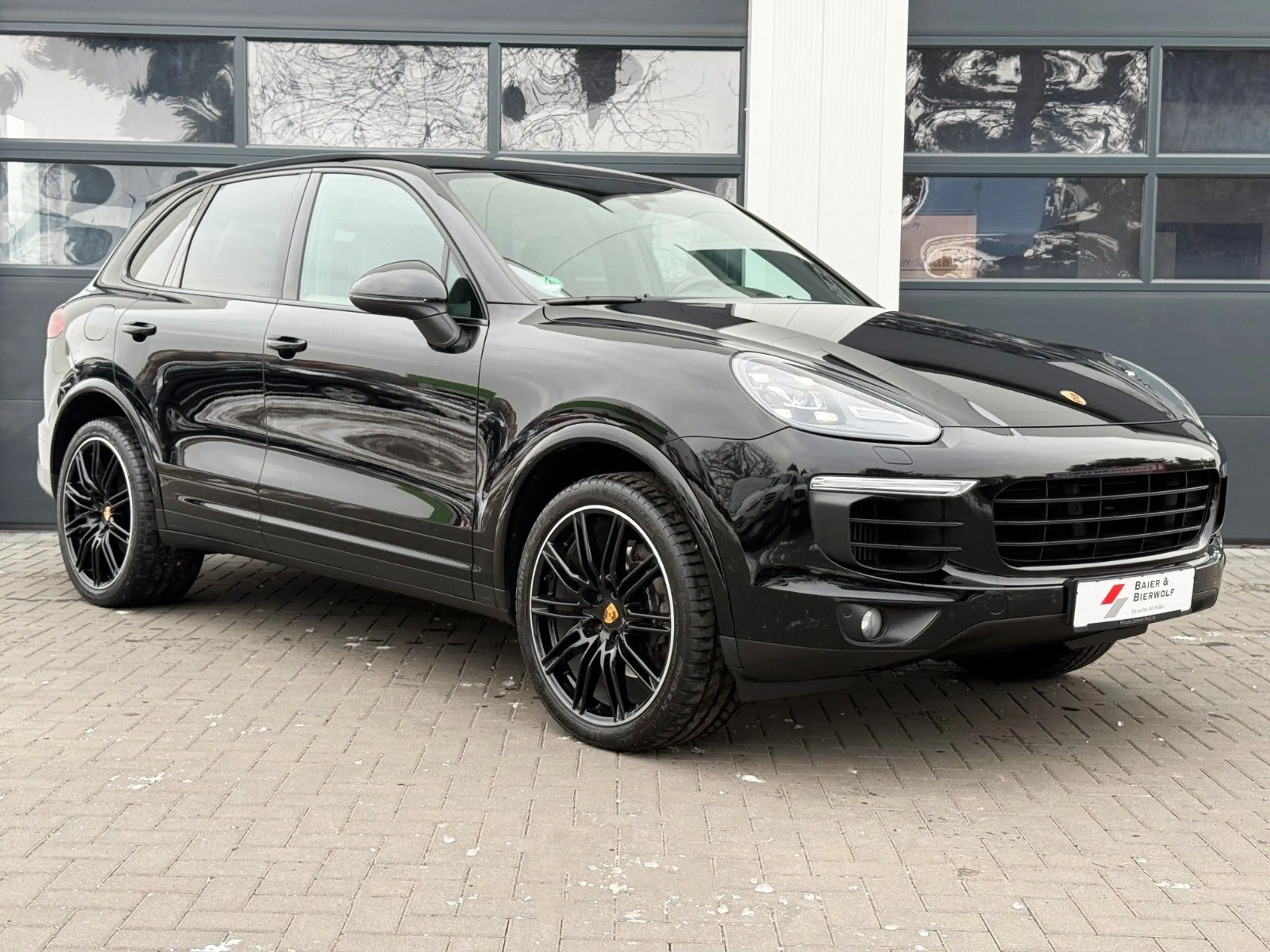 Porsche Cayenne Platinum Edition PORSCHE APPROVED PDLS+ — photo 3