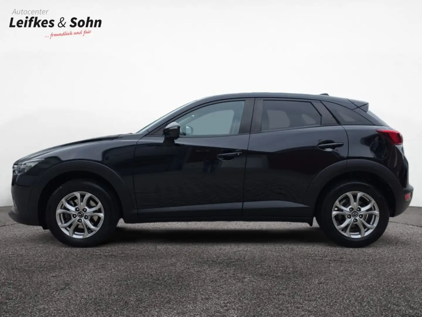 Mazda CX-3 SKYACTIV-G 120 FWD Exclusive-Line Zwart - 2