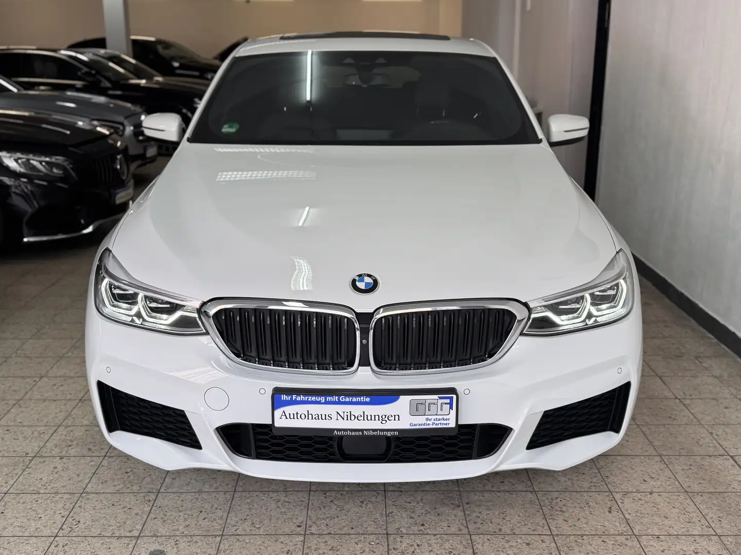 BMW 640 i GT M Sport*Adap.LED*KeylessGO*HUD*Softclose*ACC Weiß - 2